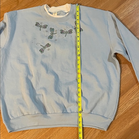 Light Blue Crewneck with Dragonfly Embroidery - Picture 5 of 7
